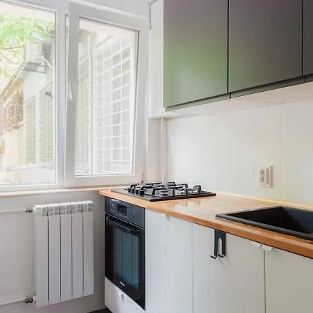 Cozy Ultracentral Universitate Square * Bucharest