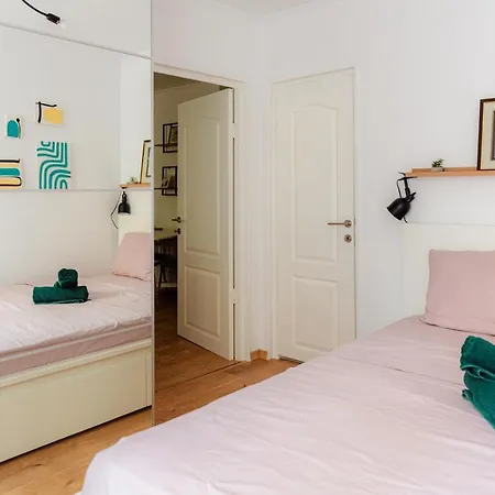 Cozy Ultracentral Universitate Square Appartamento *